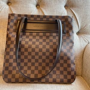 Authentic Louis Vuitton Clifton Damier